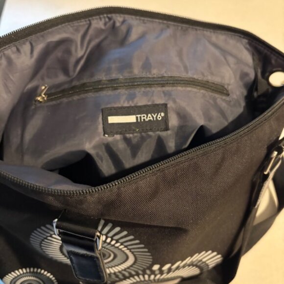 Tray 6 Large Tote/Overnight/Carryon Bag Black w/Geometric Print 16"x 16" x 5" - Picture 6 of 7